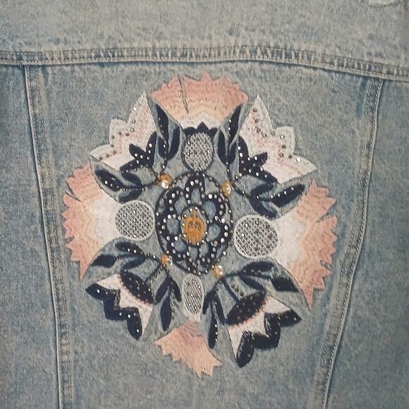Bebe Jean Jacket XL Denim Embroidered Floral Beaded Raw Hem Distressed Pocket - Picture 4 of 7
